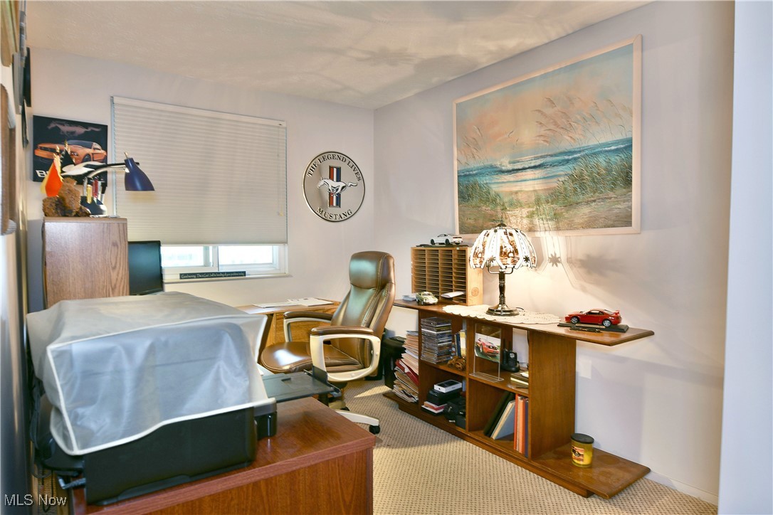 Oakview Manor - Residential