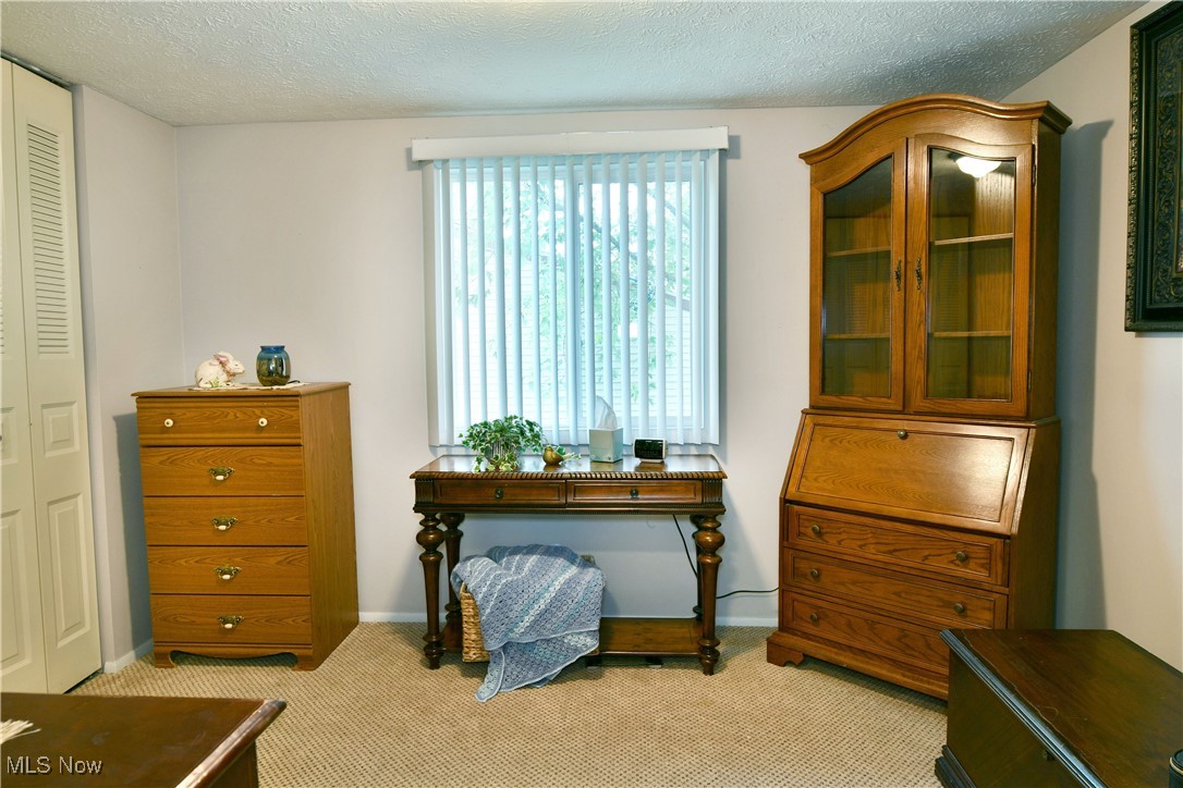 Oakview Manor - Residential