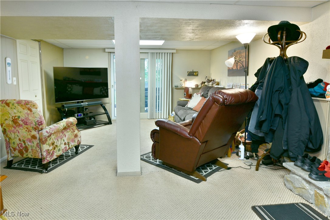 Oakview Manor - Residential