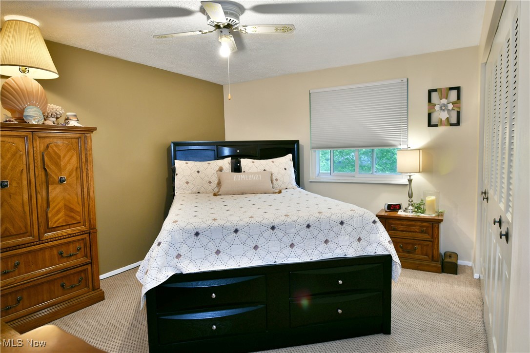 Oakview Manor - Residential