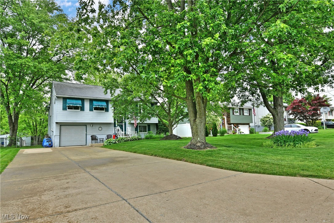 Oakview Manor - Residential