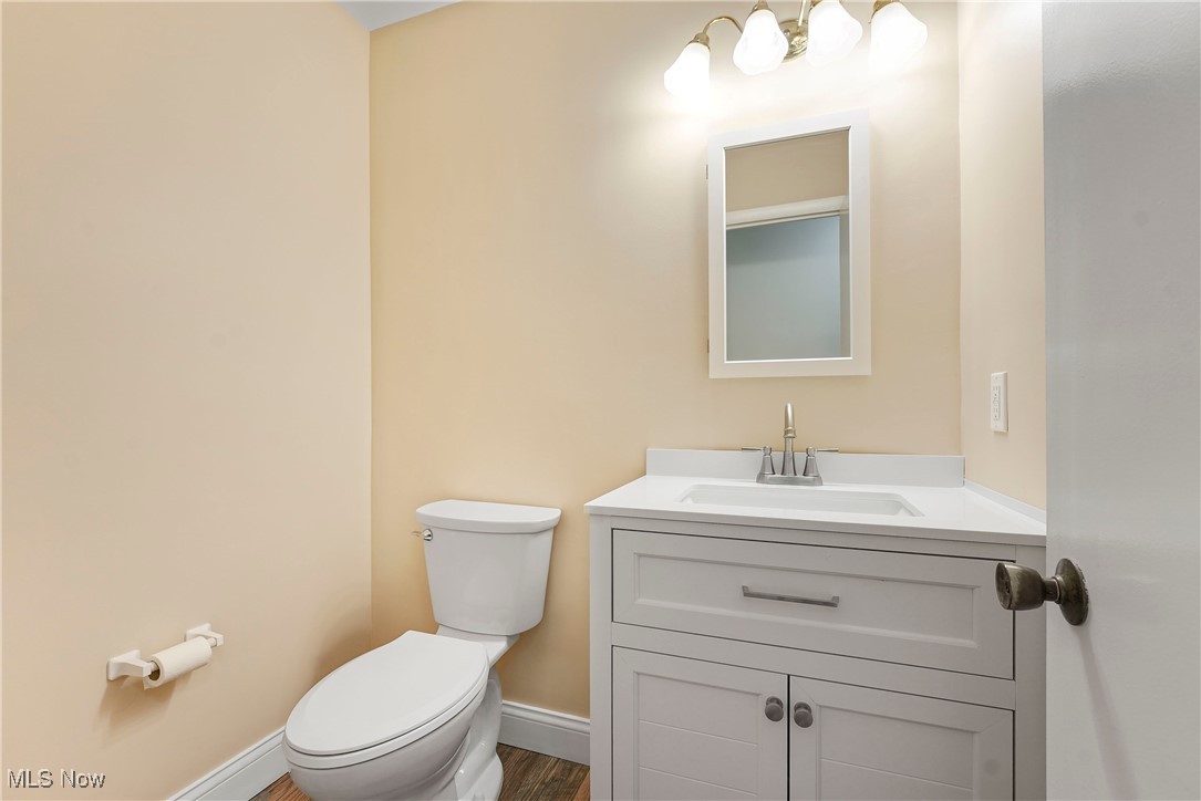 6705 Glenallen Avenue, Solon, Ohio image 18