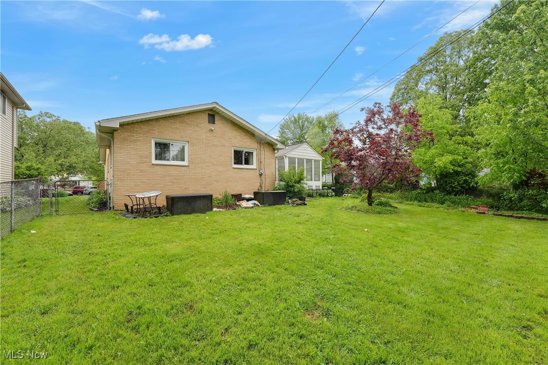 6705 Glenallen Avenue, Solon, Ohio image 27