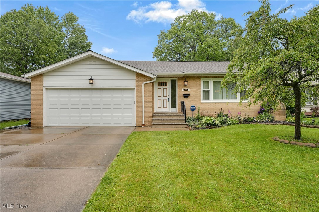6705 Glenallen Avenue, Solon, Ohio image 1