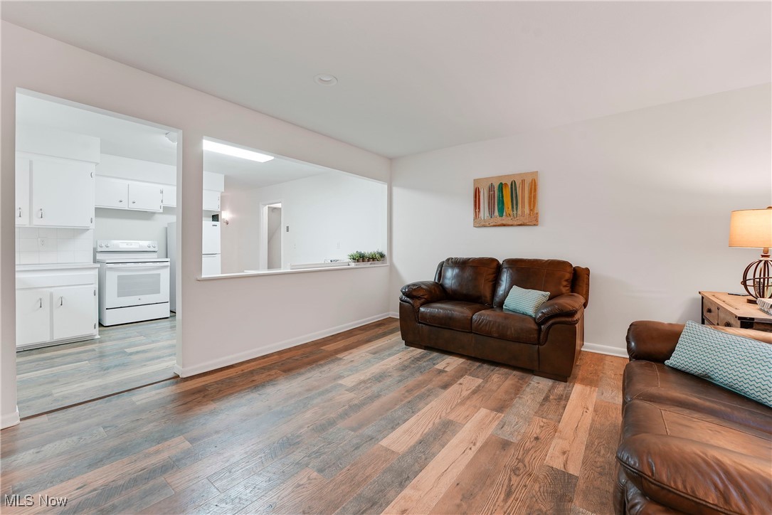 6705 Glenallen Avenue, Solon, Ohio image 14