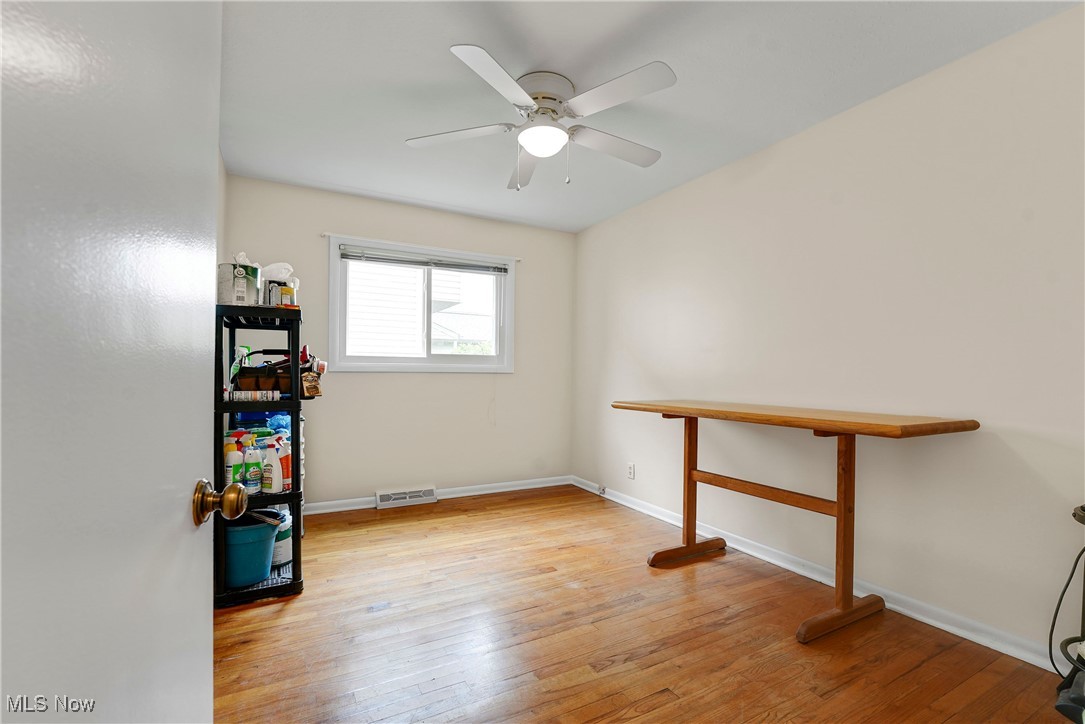 6705 Glenallen Avenue, Solon, Ohio image 22