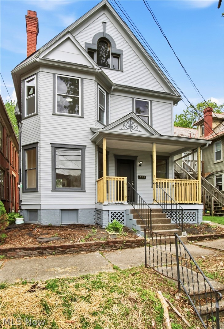 213 E Montgomery Street