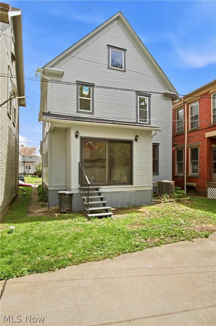 213 E Montgomery Street
