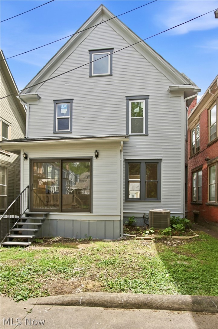 213 E Montgomery Street