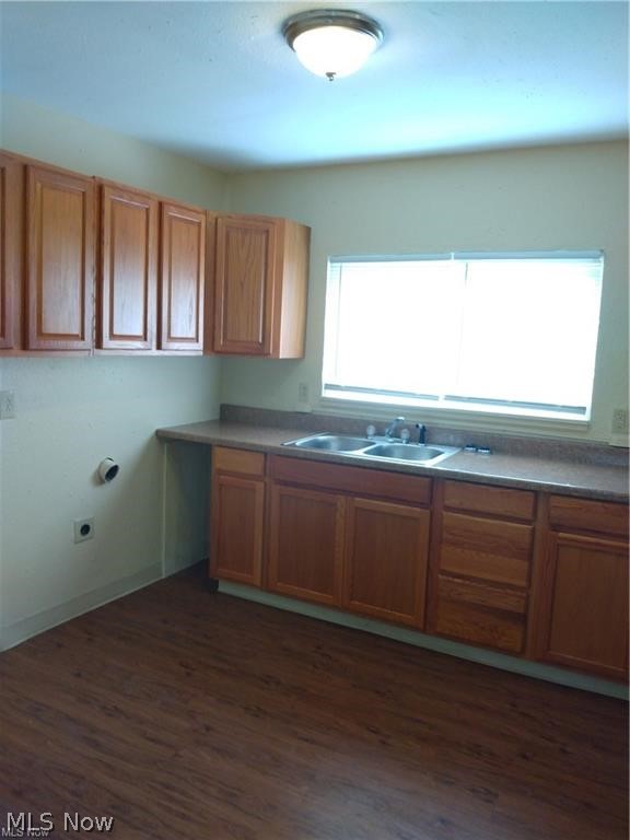 Colonial Heights - Residential Income