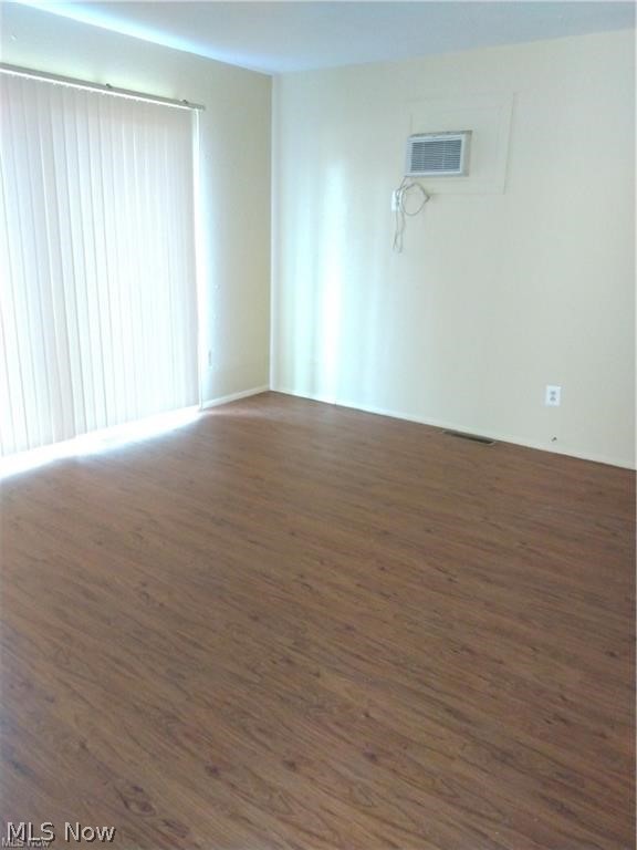 Colonial Heights - Residential Income