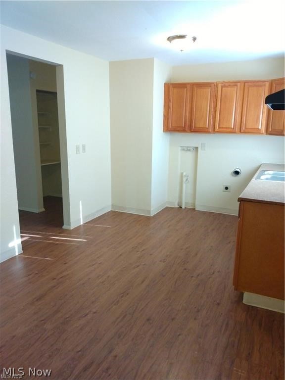 Colonial Heights - Residential Income