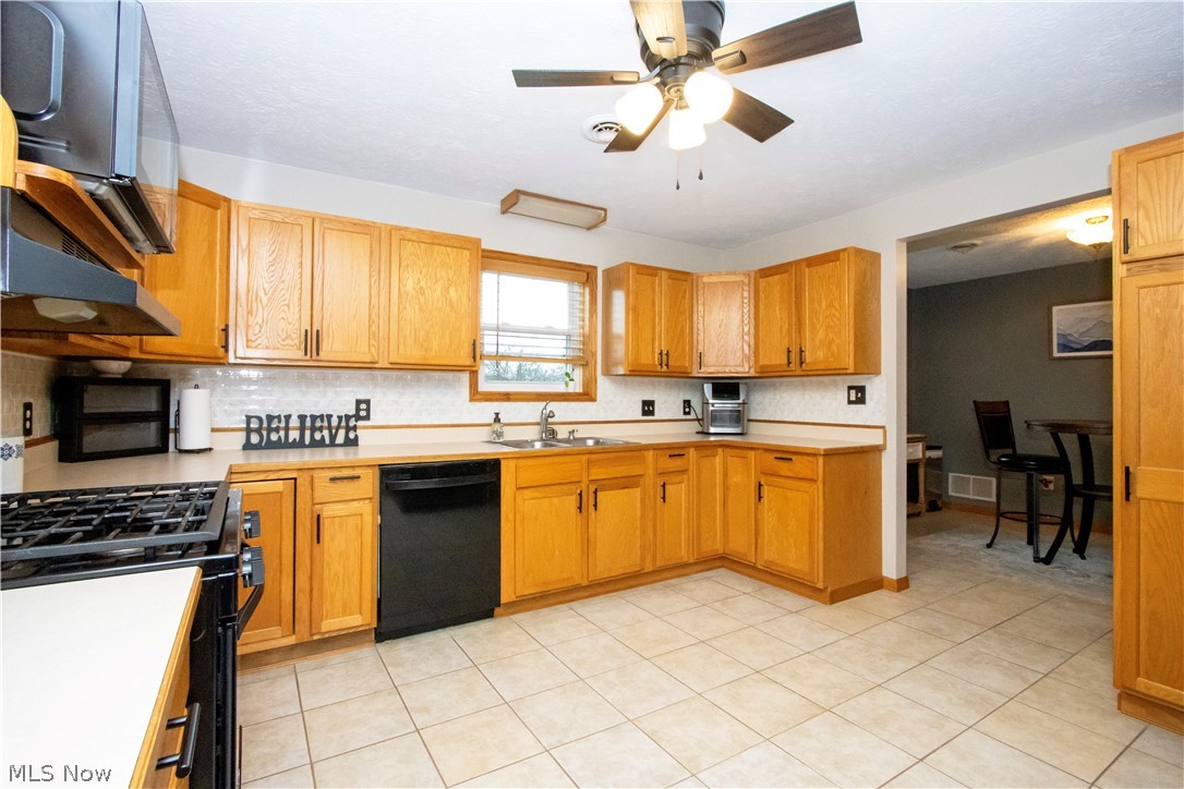 Cinnmaon Lake - Residential