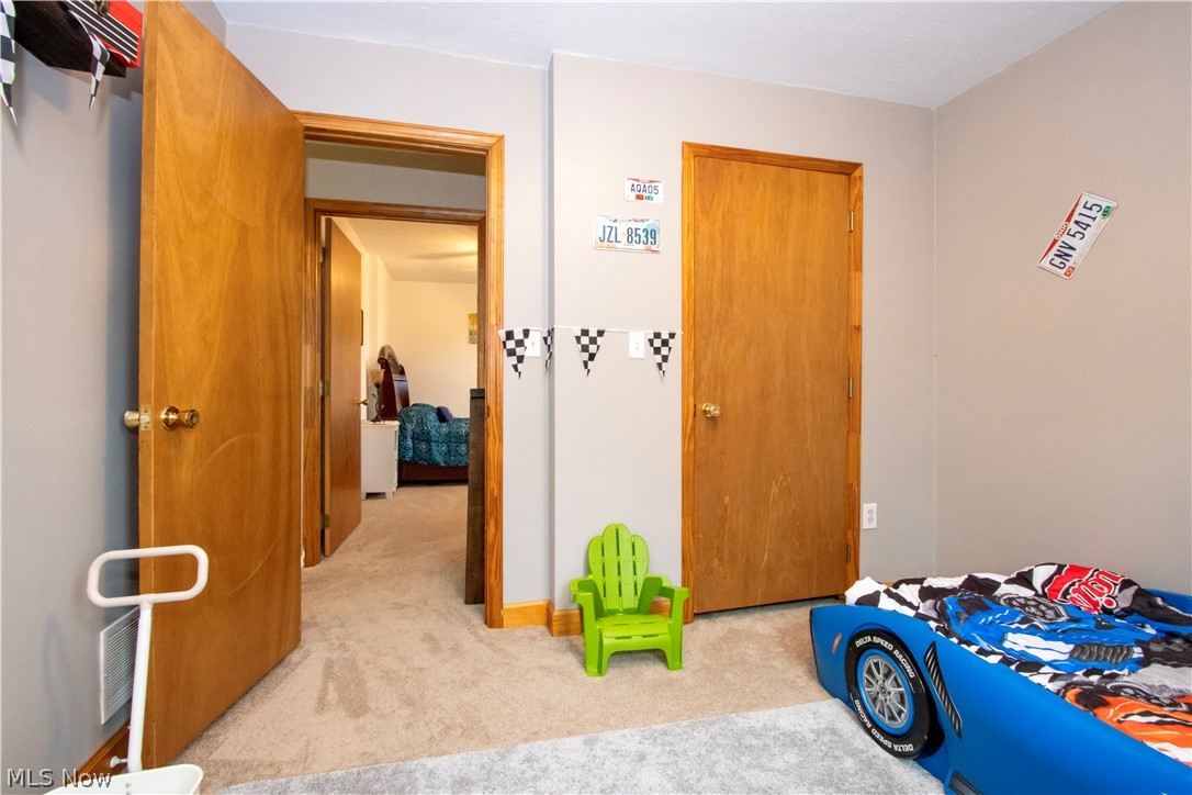 Cinnmaon Lake - Residential