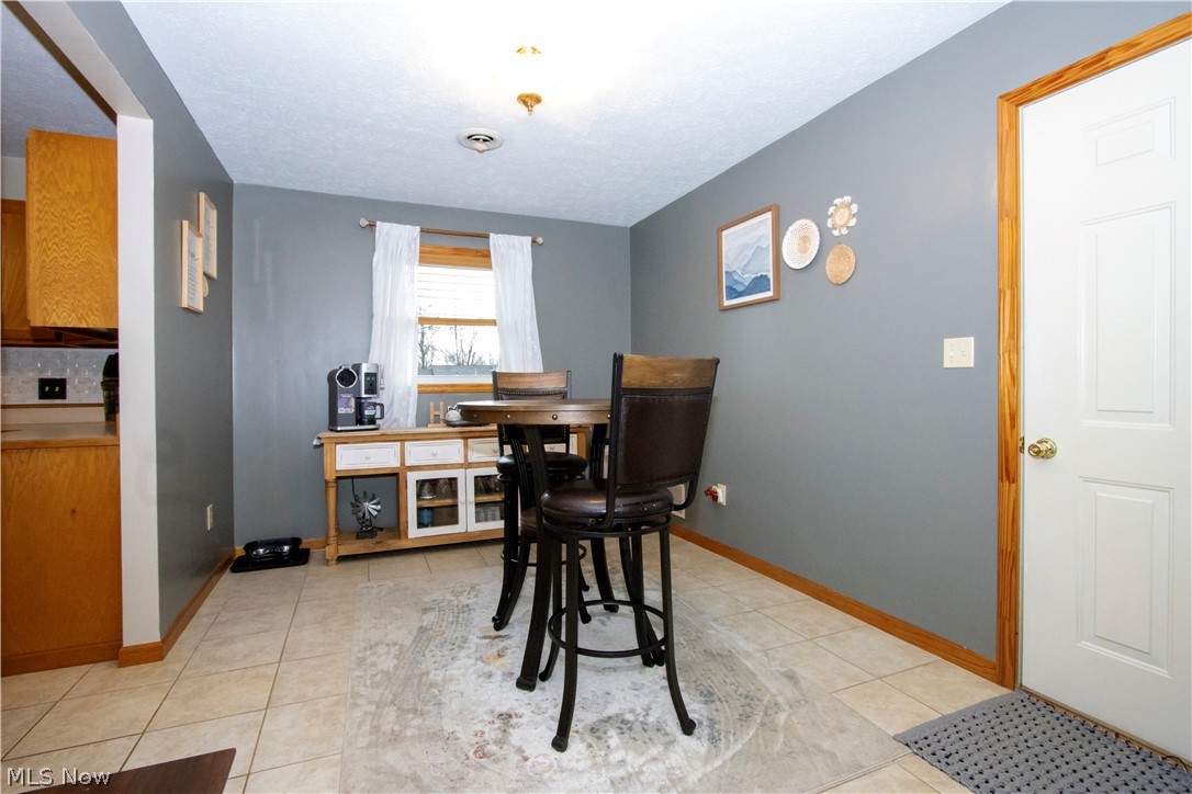 Cinnmaon Lake - Residential