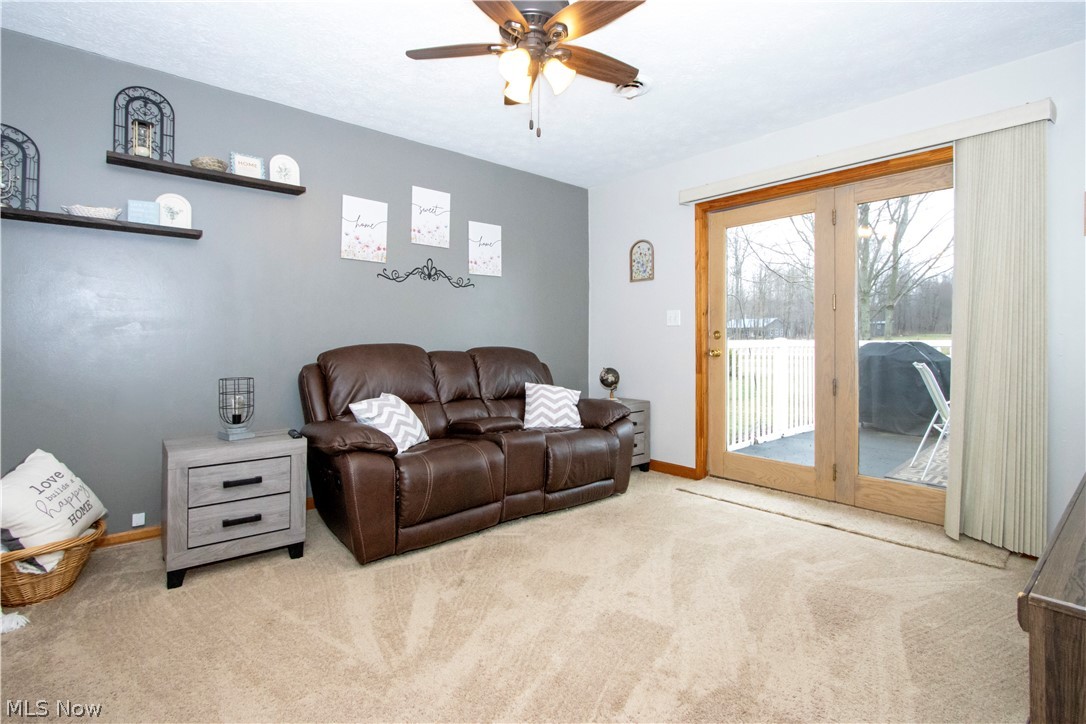 Cinnmaon Lake - Residential