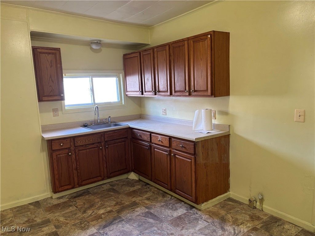 Photo of 1013 Saint George St, East Liverpool, OH 43920 (MLS # 5178160)