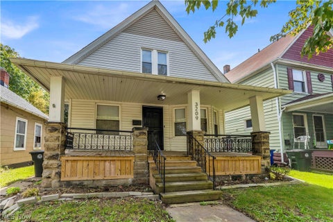 Tiny photo for 3209 Woodbridge Avenue, Cleveland, OH 44109 (MLS # 5254847)