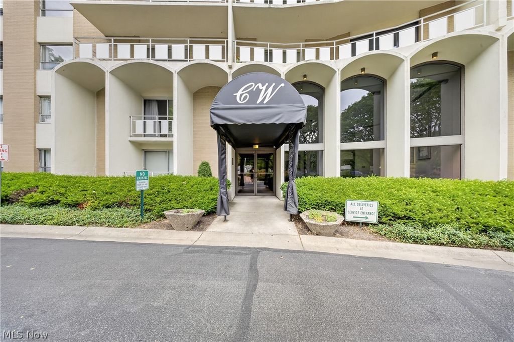 Photo of 3400 Wooster Road #416, Rocky River, OH 44116 (MLS # 5217843)