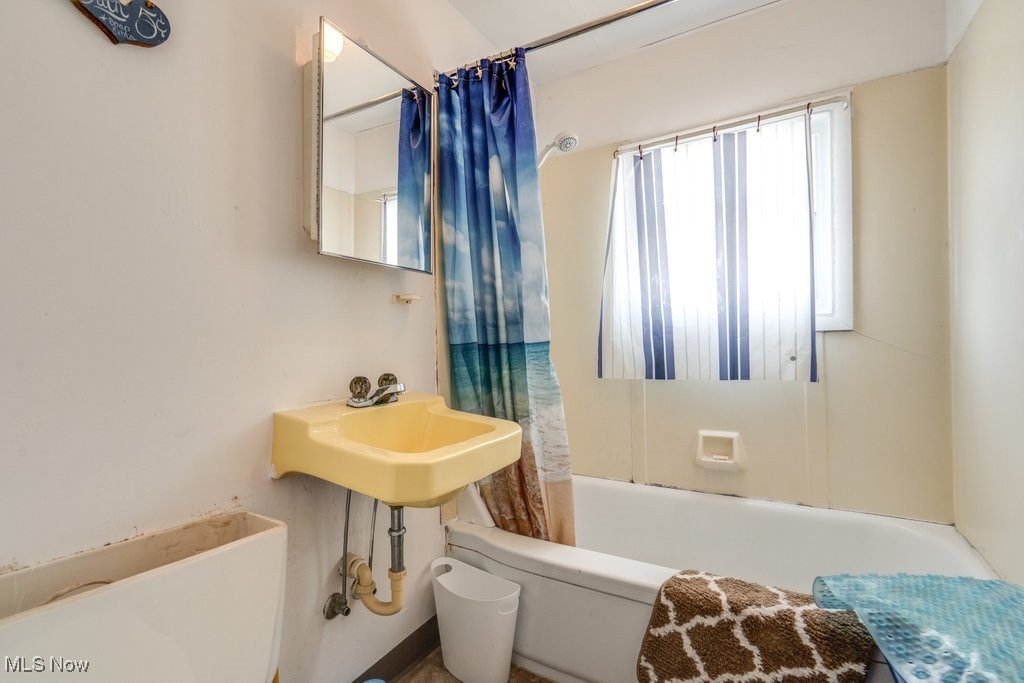 Mapleton Beach Park Allotment - Residential Income