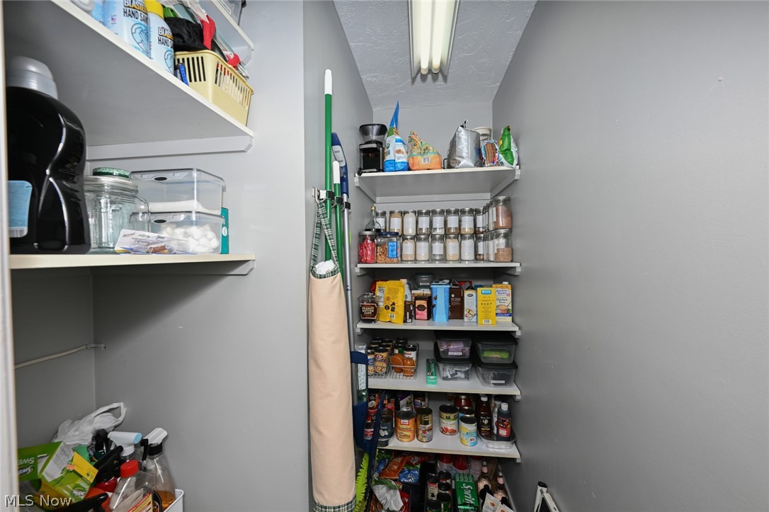 Meridian Condo - Residential