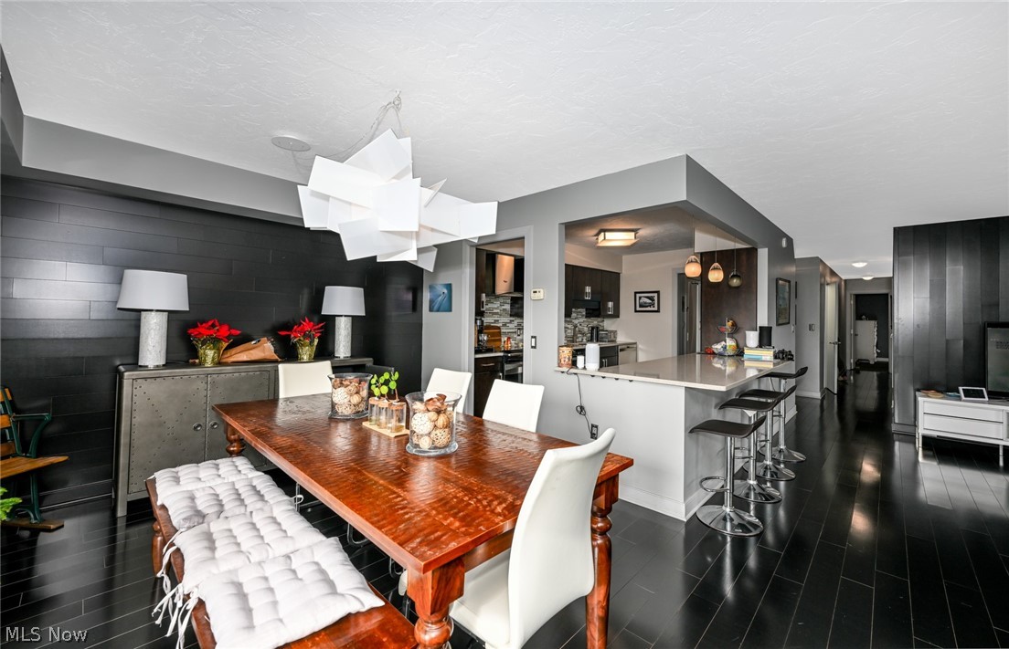 Meridian Condo - Residential