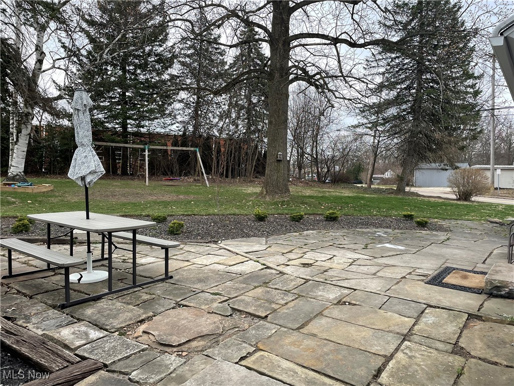 196 S Madison Avenue, Salem, Ohio image 20