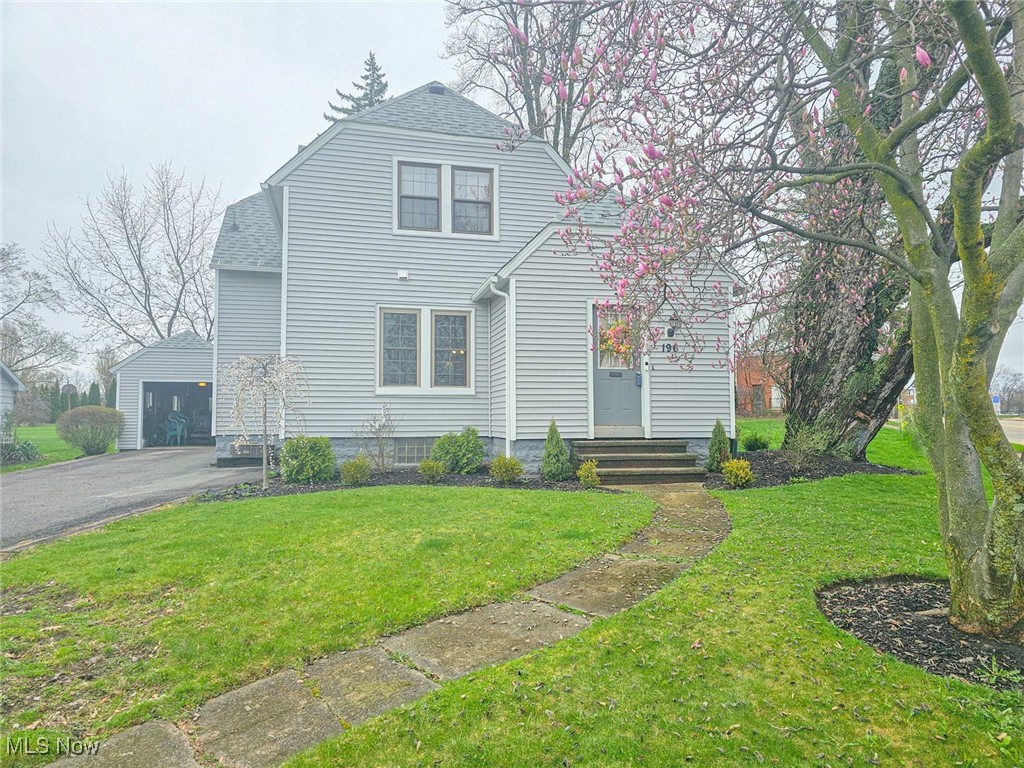196 S Madison Avenue, Salem, Ohio image 29