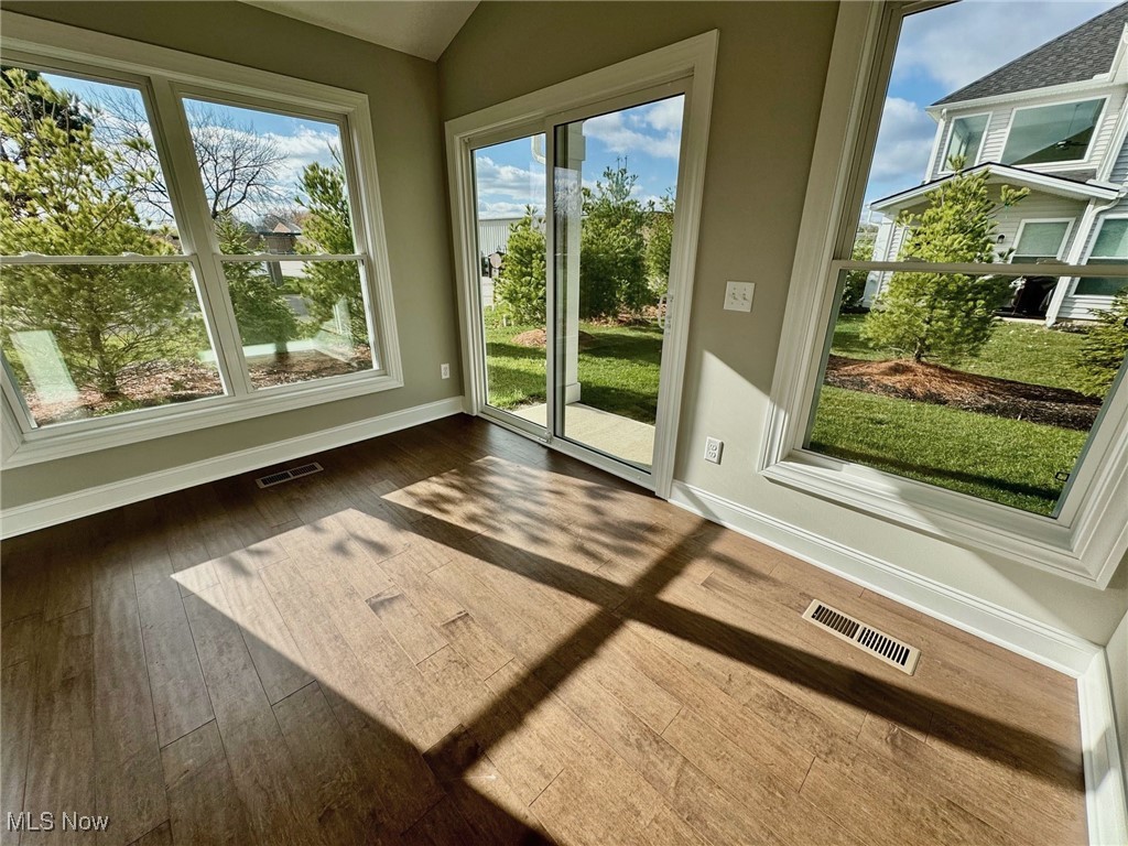 630 Monteforte Court #O-1, Avon Lake, Ohio image 7