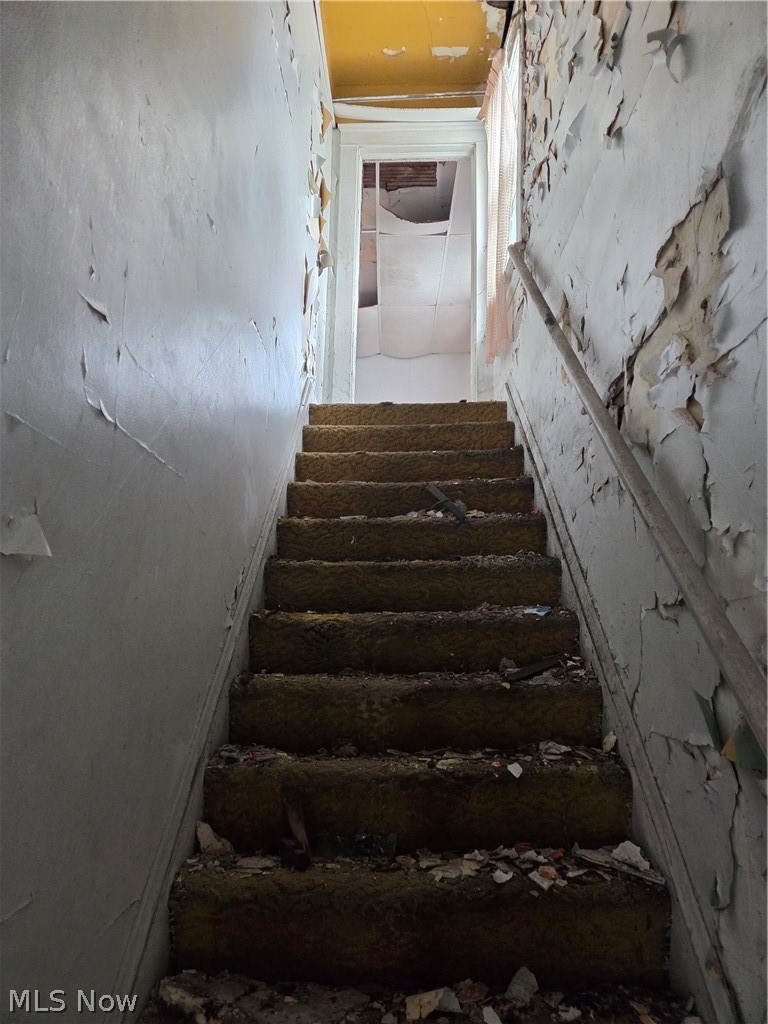 R C Mott Heirs Sub - Residential Income