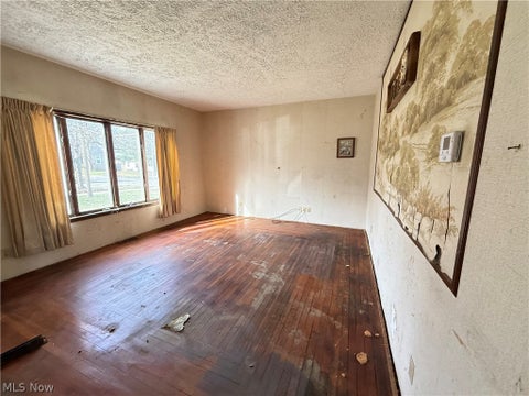 Tiny photo for 116 5th Avenue, Chardon, OH 44024 (MLS # 5240445)