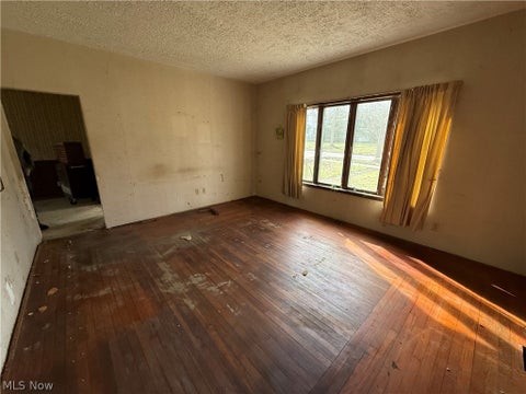 Tiny photo for 116 5th Avenue, Chardon, OH 44024 (MLS # 5240445)