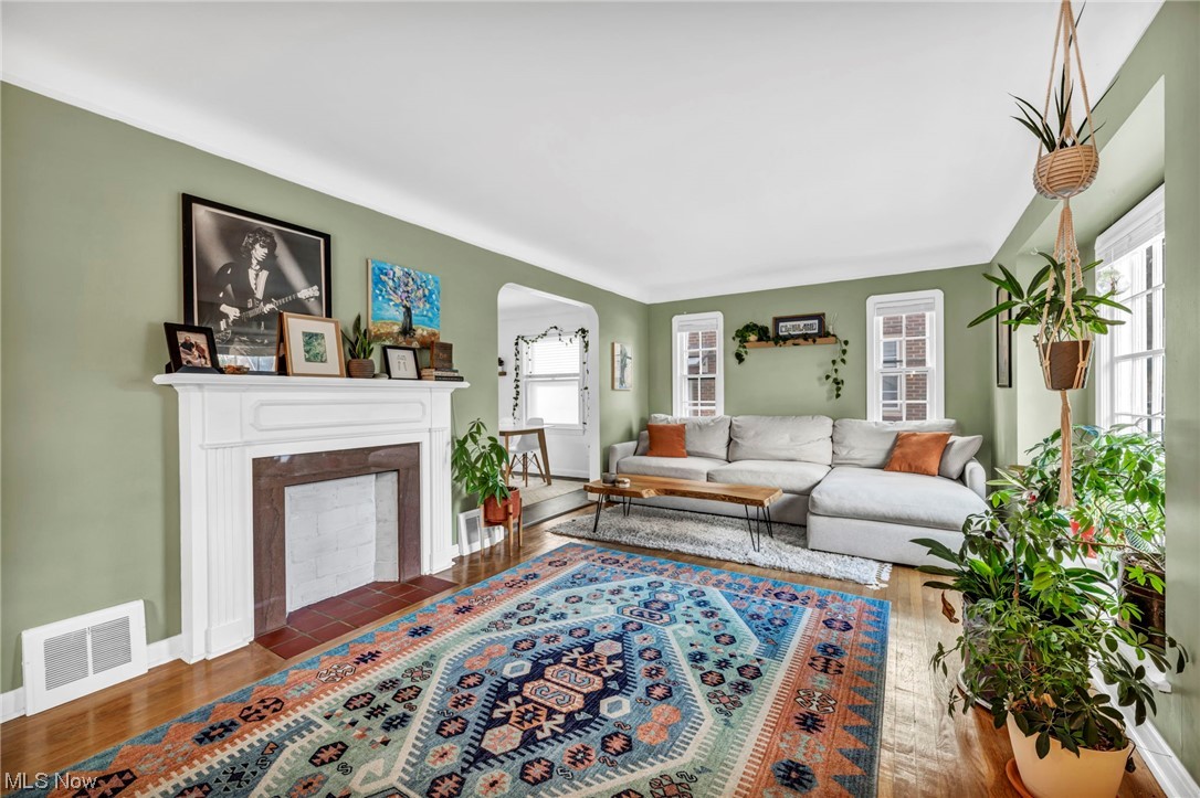 Briar Cliff - Residential