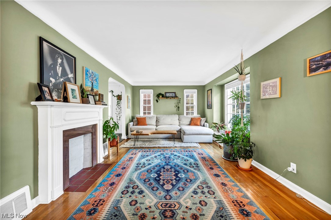 Briar Cliff - Residential