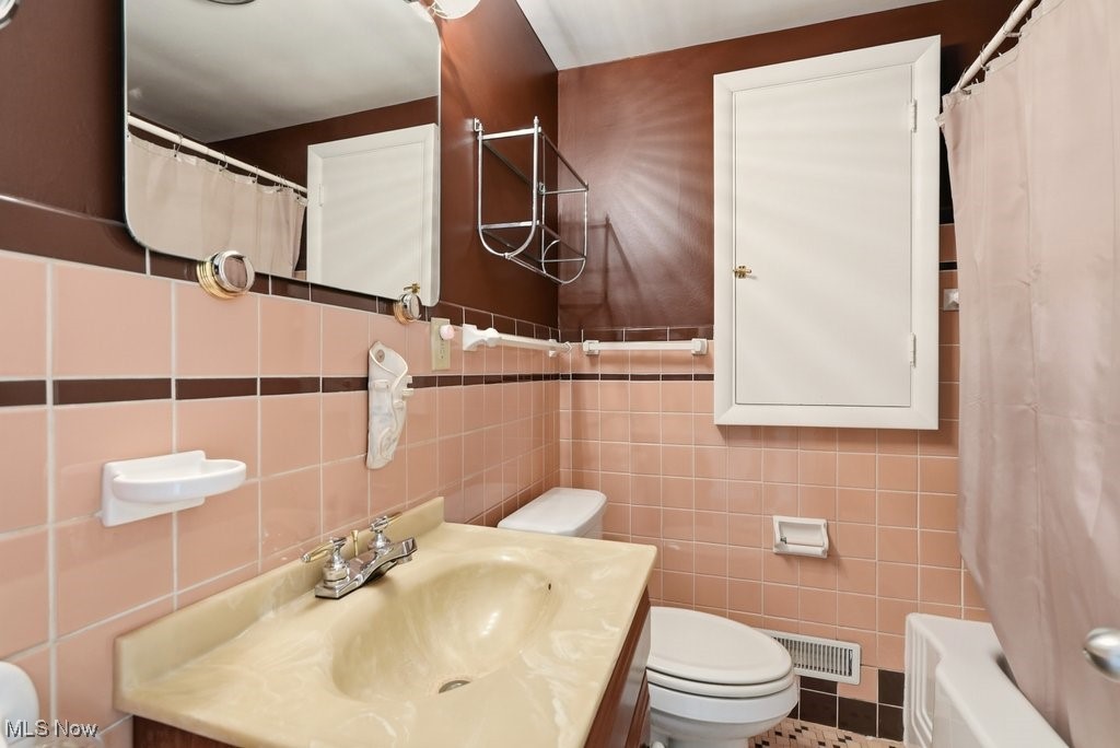 County Line Estates #2 - Residential