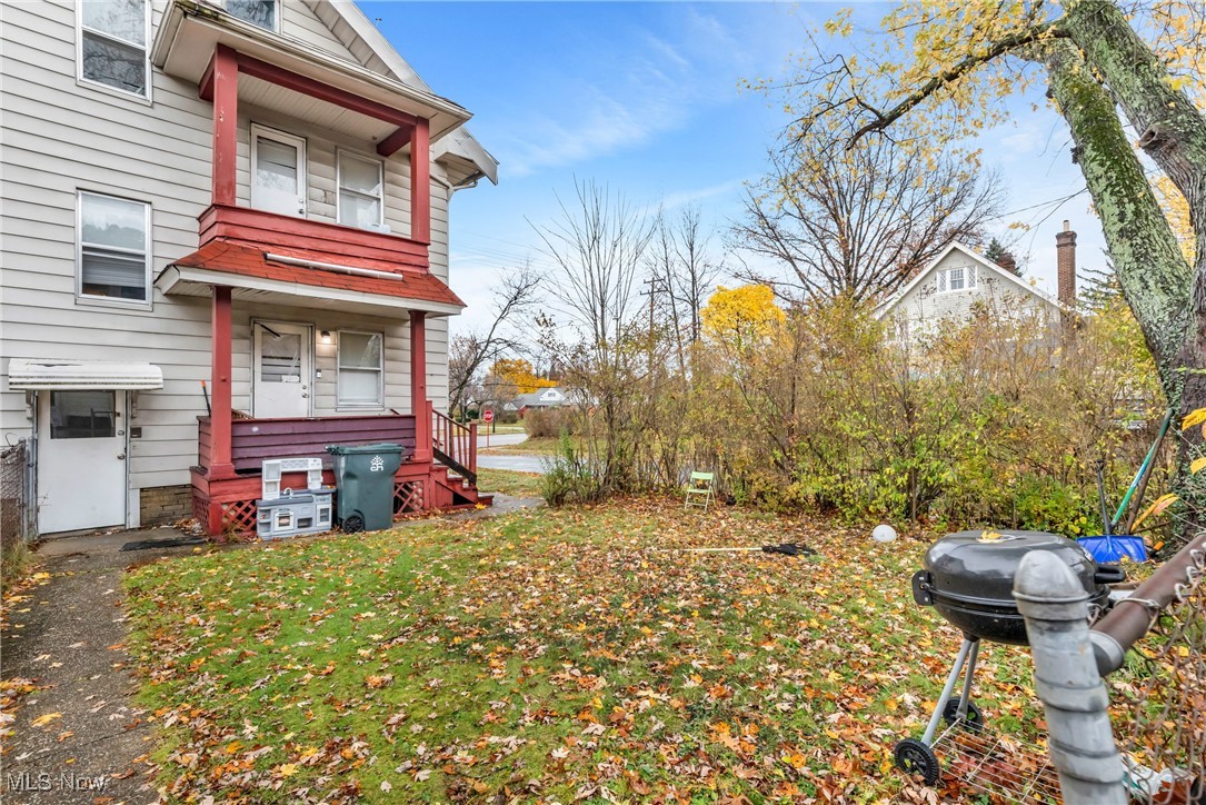 Cleveland Heights, Ohio 44121, United States, 7 Bedrooms Bedrooms, ,3 BathroomsBathrooms,Residential,Pending,22095