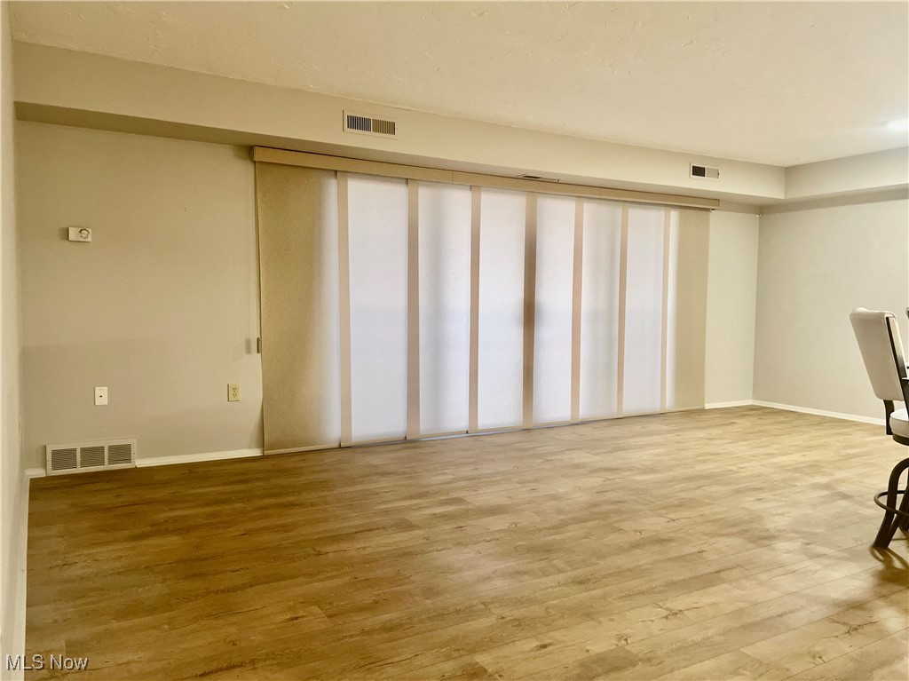 Meridian Condo - Residential