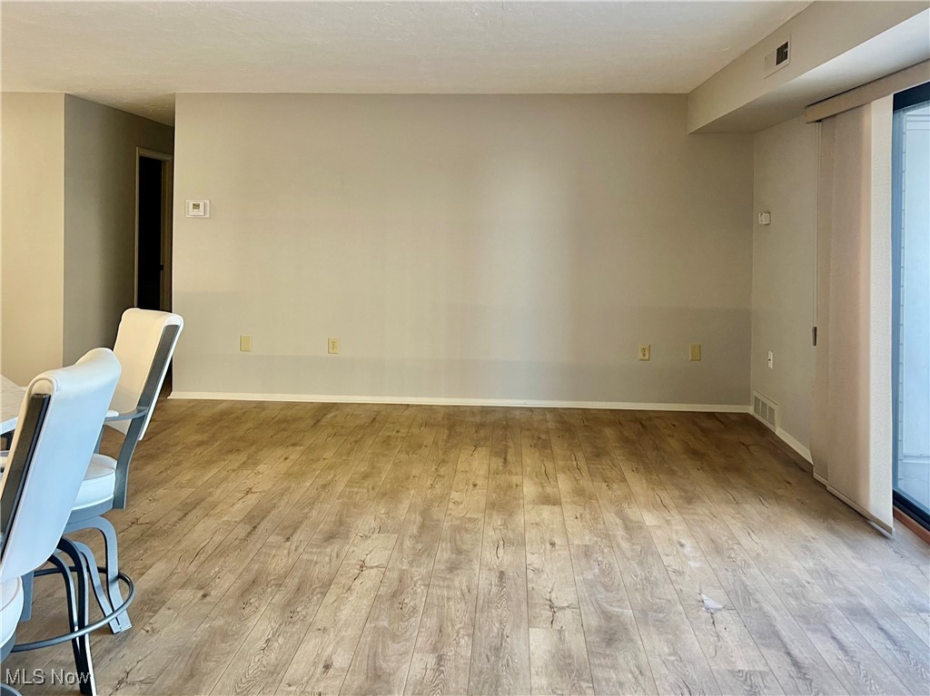 Meridian Condo - Residential