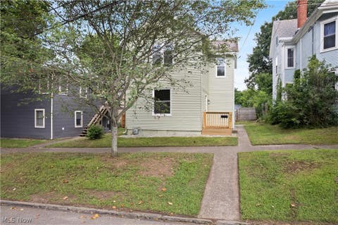 Tiny photo for 403 E Montgomery Street, Marietta, OH 45750 (MLS # 5224120)