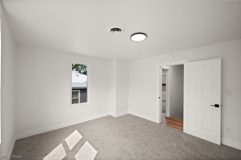 Tiny photo for 403 E Montgomery Street, Marietta, OH 45750 (MLS # 5224120)