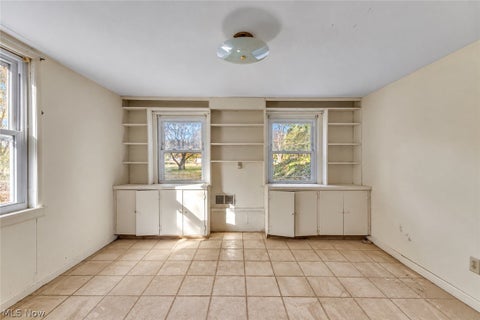 Tiny photo for 220 W Steels Corners Road, Cuyahoga Falls, OH 44223 (MLS # 5256357)