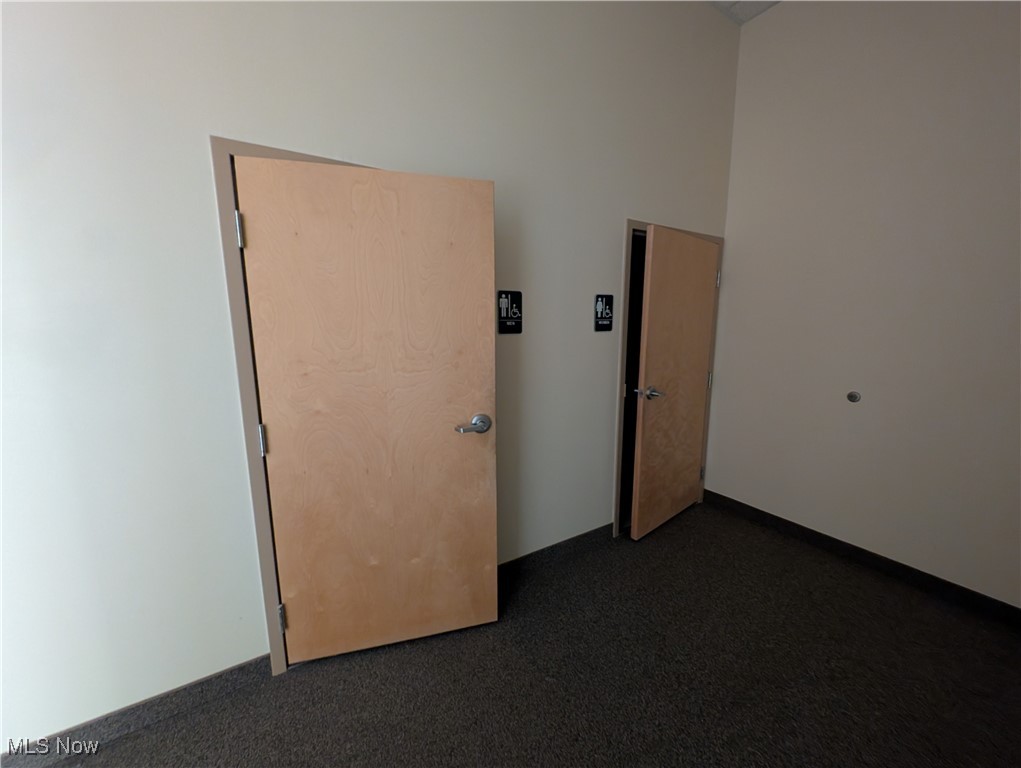 Weatherstone/Wadsworth Ph 02 - Commercial Lease