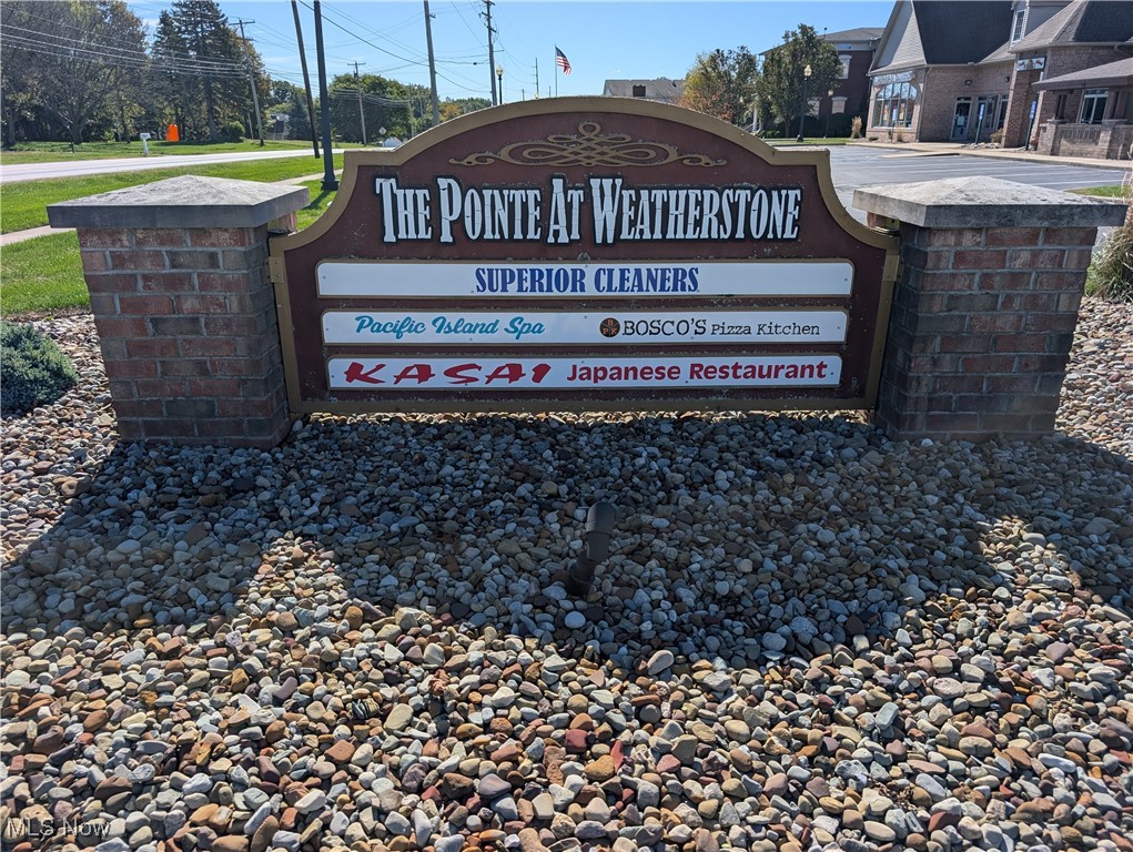 Weatherstone/Wadsworth Ph 02 - Commercial Lease