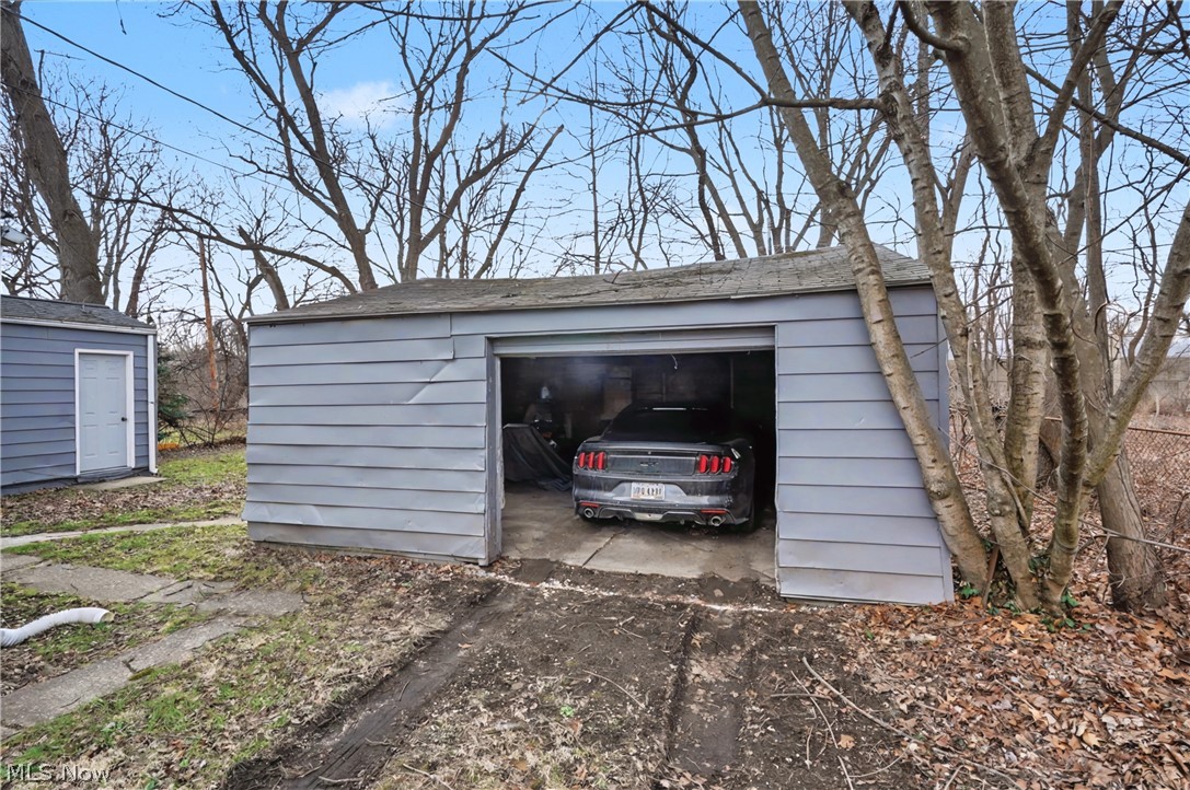 1276 Frederick Boulevard