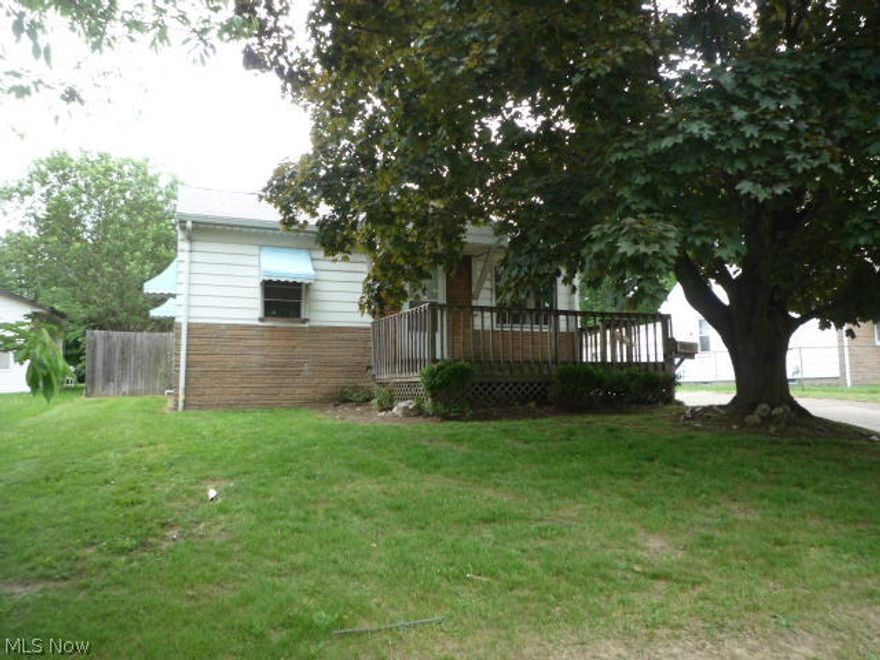 WOW, Nice little Ranch in a very convenient North Hill location!  Close to shopping and highways, but also enjoy a very country feel backyard!  This home has fresh paint, newer flooring, and an updated Kitchen which is very spacious.  But the Mechanic in the family is gonna love the oversized 3 Car Garage with new door.  Double door in the front- single door along the side.  Ready to go at a great price!  Way cheaper than rent!  This is a Fannie Mae HomePath Property.