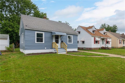 Homes For Sale - 12416 Mortimer Avenue<br/> Cleveland, OH 44111