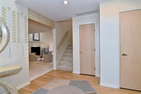 Tiny photo for 25844 Fairmount Boulevard, Beachwood, OH 44122 (MLS # 5189382)