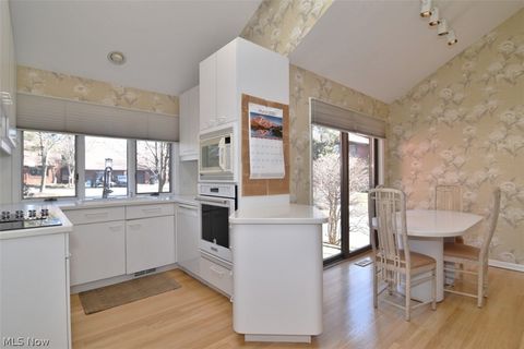 Tiny photo for 25844 Fairmount Boulevard, Beachwood, OH 44122 (MLS # 5189382)