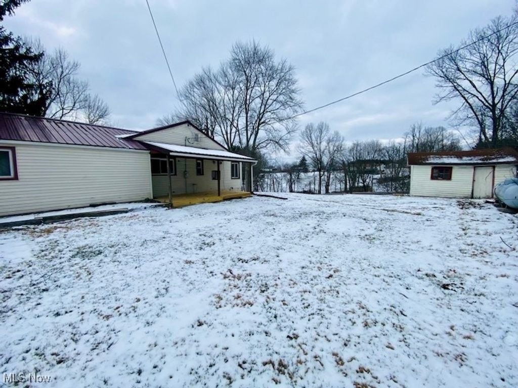 Photo of 10050 Norwich Drive, Norwich, OH 43767 (MLS # 5182227)