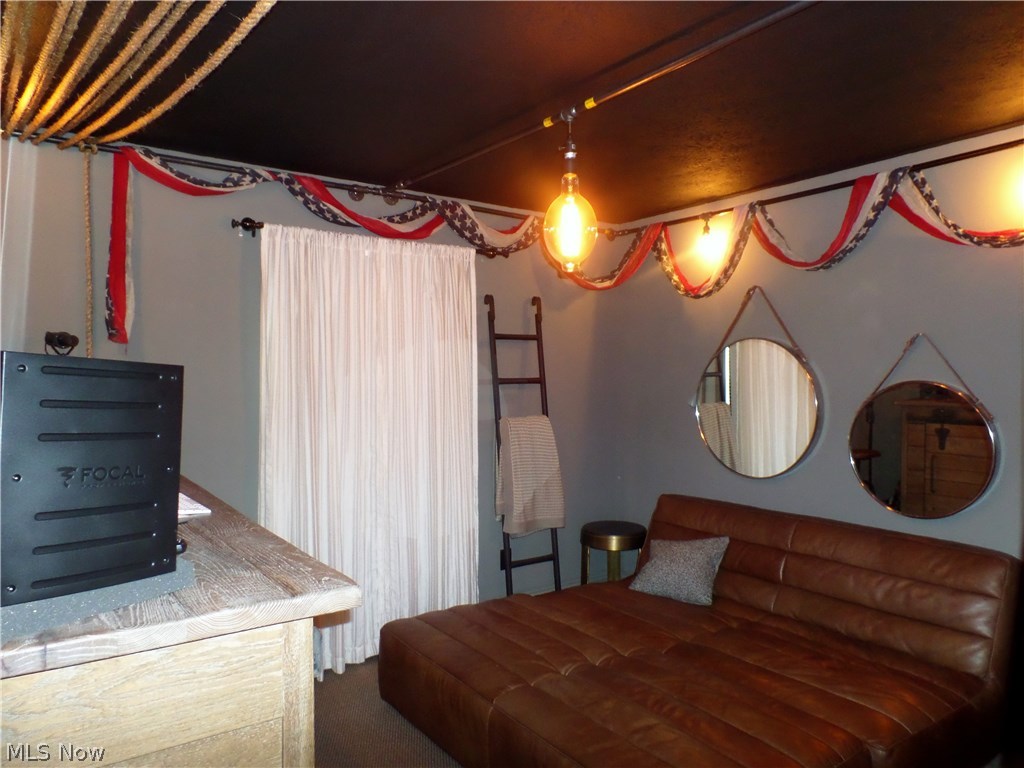 Stony Ridge Hill Condo - Residential